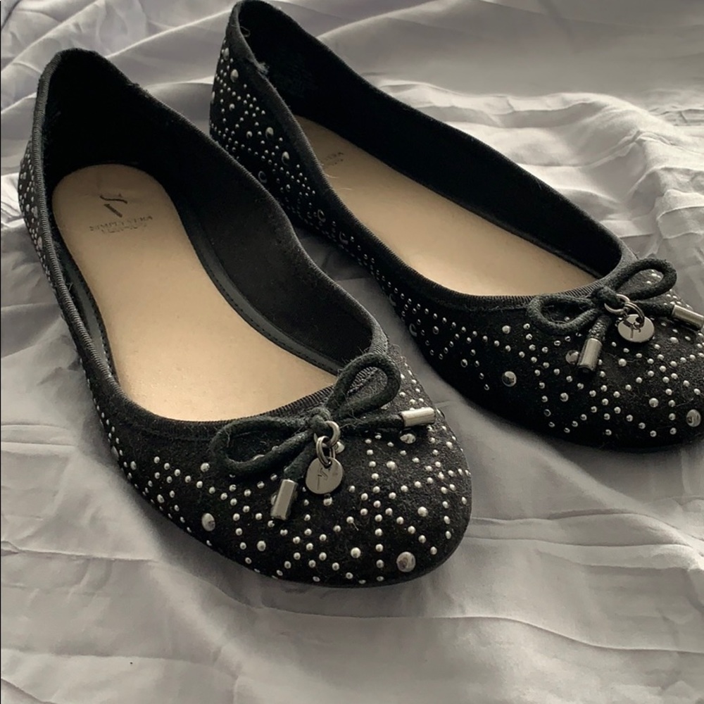 Metal Stud Design Flats
